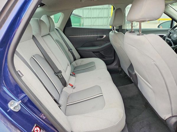 2021 HYUNDAI SONATA SE