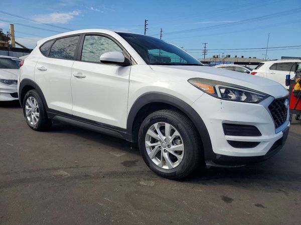 2019 HYUNDAI TUCSON SE