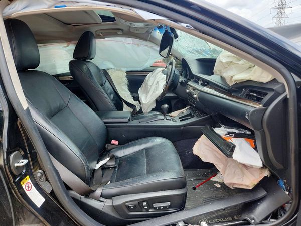 2015 LEXUS ES