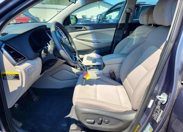 2016 HYUNDAI TUCSON