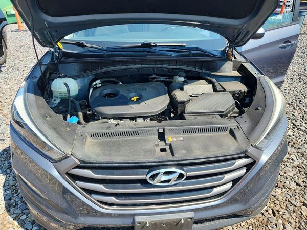 2016 HYUNDAI TUCSON
