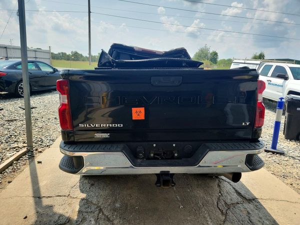 2020 CHEVROLET SILVERADO LT