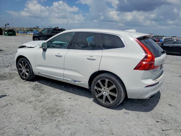 2020 VOLVO XC60