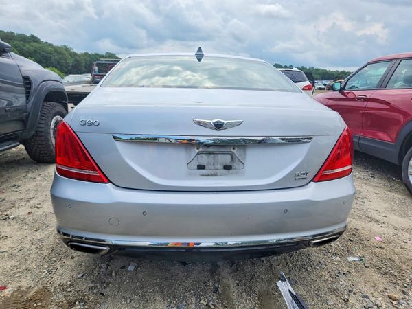 2017 GENESIS G90