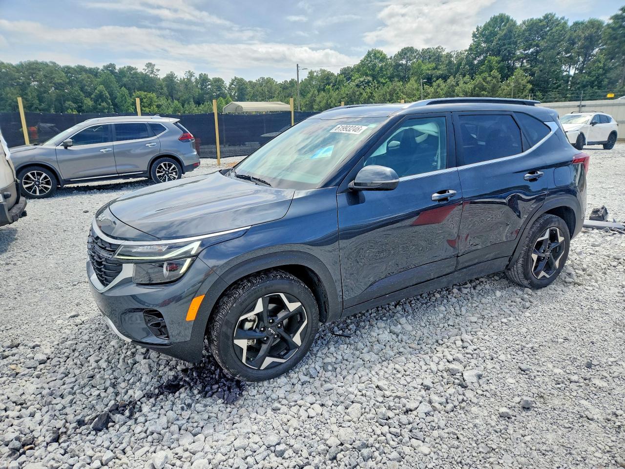 2025 KIA SELTOS EX