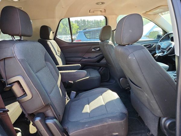 2020 CHEVROLET TRAVERSE LT