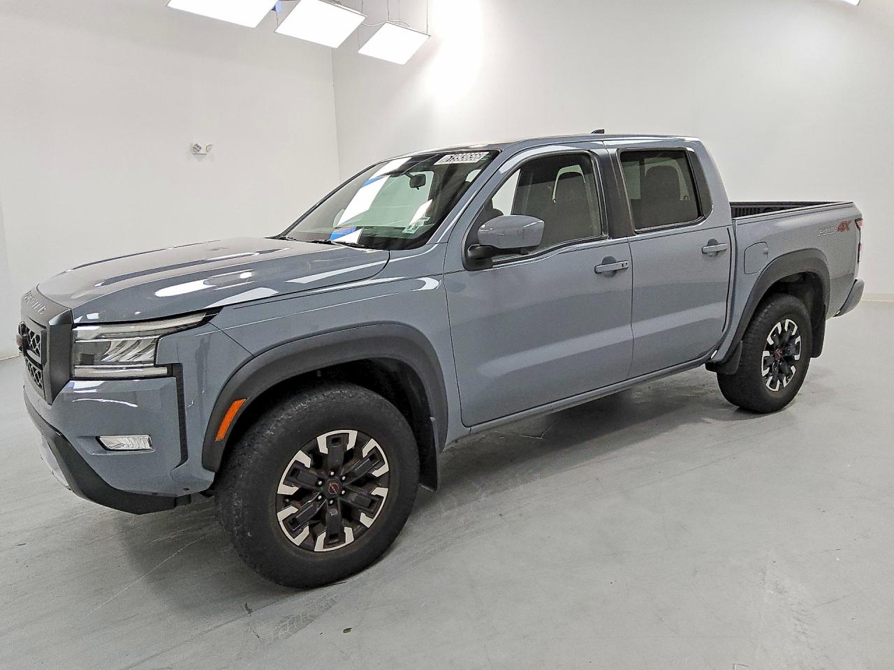2023 NISSAN FRONTIER Crew Cab