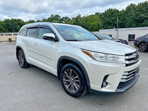 2018 TOYOTA HIGHLANDER SE/XLE