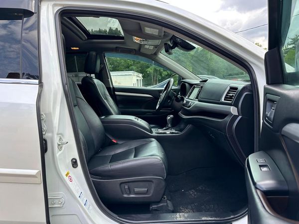2018 TOYOTA HIGHLANDER SE/XLE
