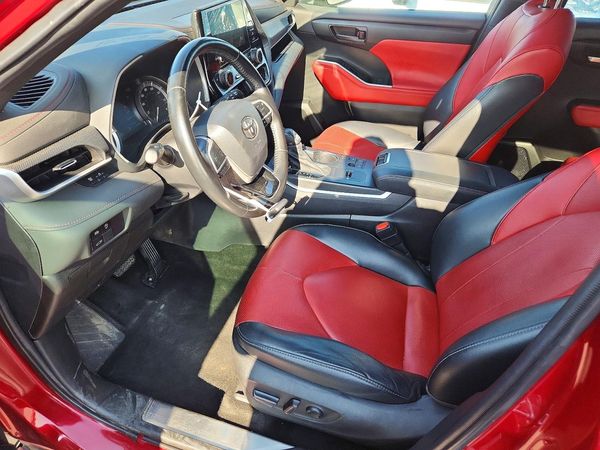 2023 TOYOTA HIGHLANDER