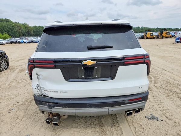 2024 CHEVROLET TRAVERSE LT