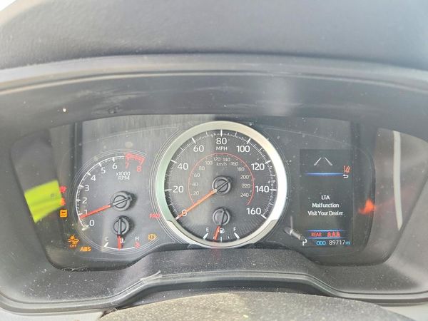 2021 TOYOTA COROLLA SE, CVT