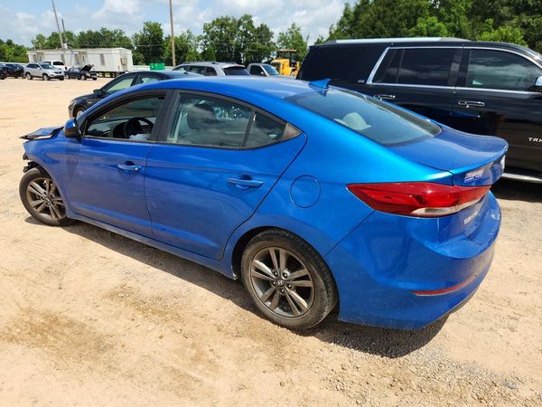 2017 HYUNDAI ELANTRA