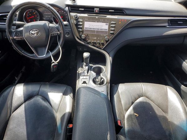 2018 TOYOTA CAMRY