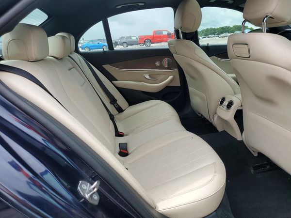 2018 MERCEDES-BENZ E E300