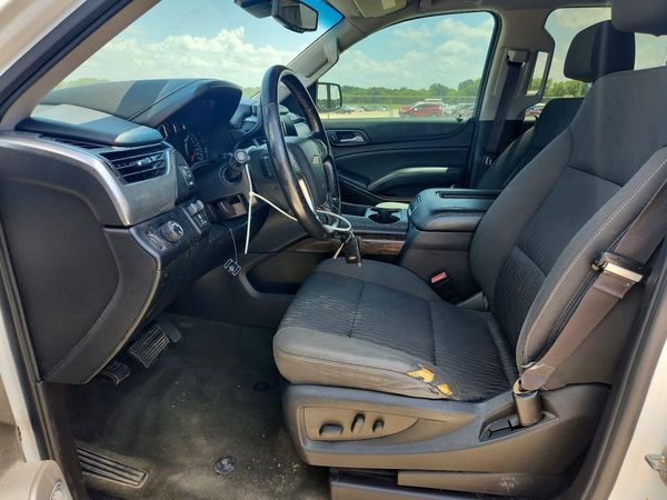 2015 CHEVROLET SUBURBAN LS — DENT