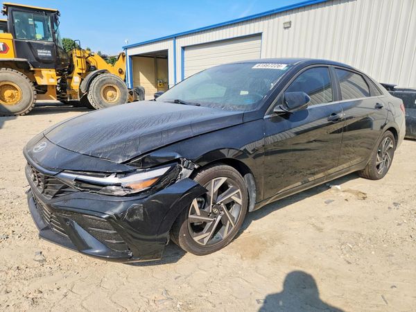2024 HYUNDAI ELANTRA Limited