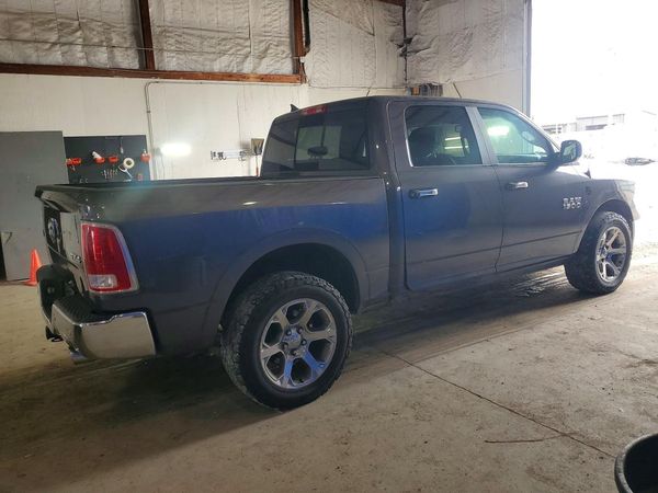 2018 RAM 1500 LARAMIE CREW CAB 4X4