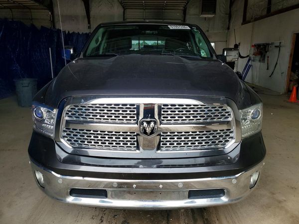 2018 RAM 1500 LARAMIE CREW CAB 4X4