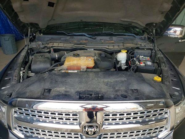 2018 RAM 1500 LARAMIE CREW CAB 4X4