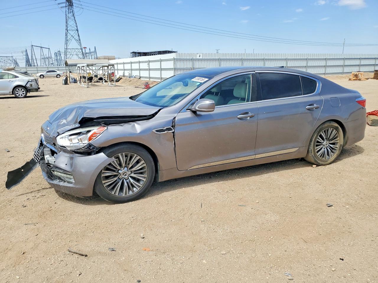 2016 KIA K900 Premium