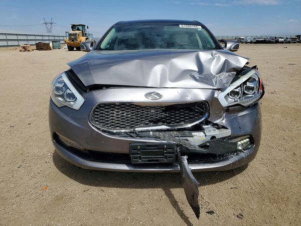 2016 KIA K900 Premium