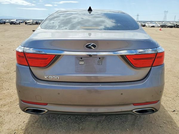 2016 KIA K900 Premium