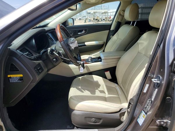 2016 KIA K900 Premium