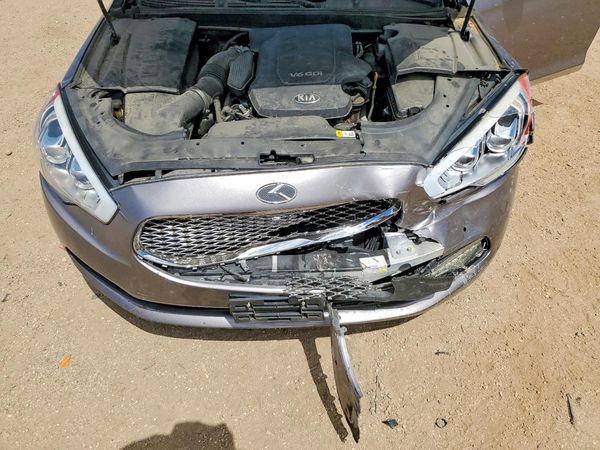 2016 KIA K900 Premium