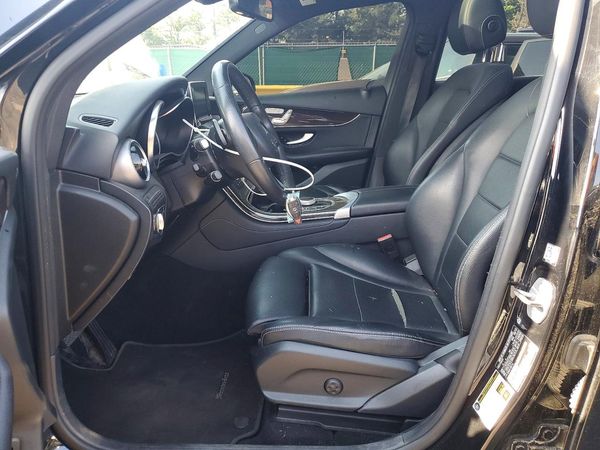2017 MERCEDES-BENZ GLC GLC300 Base-4M
