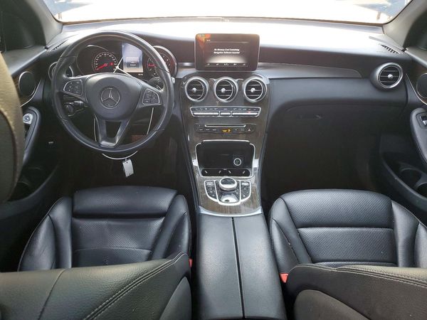 2017 MERCEDES-BENZ GLC GLC300 Base-4M