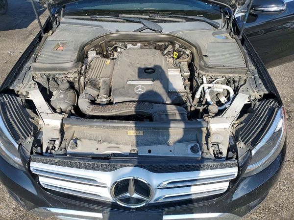 2017 MERCEDES-BENZ GLC GLC300 Base-4M