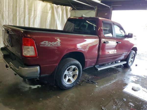 2019 RAM 1500 TRADESMAN QUAD CAB 4X4