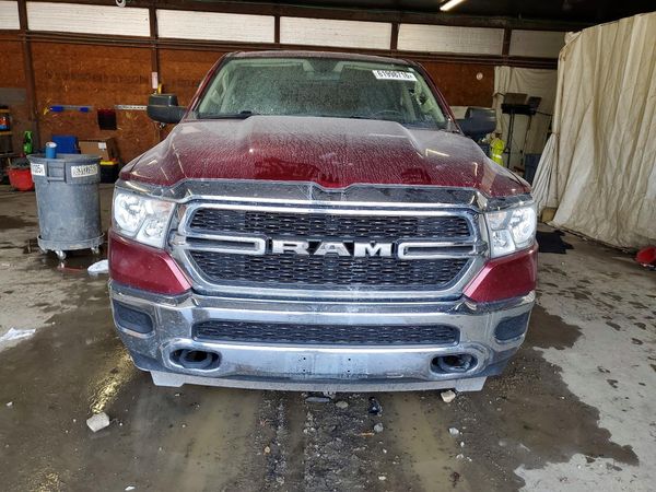 2019 RAM 1500 TRADESMAN QUAD CAB 4X4