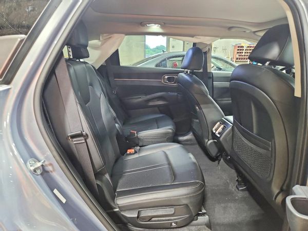 2023 KIA SORENTO EX