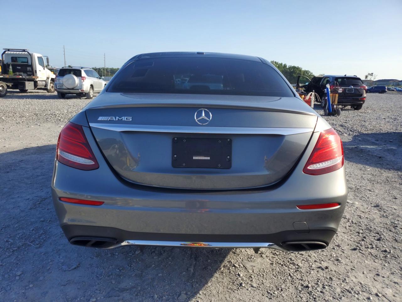 2019 MERCEDES-BENZ E E300