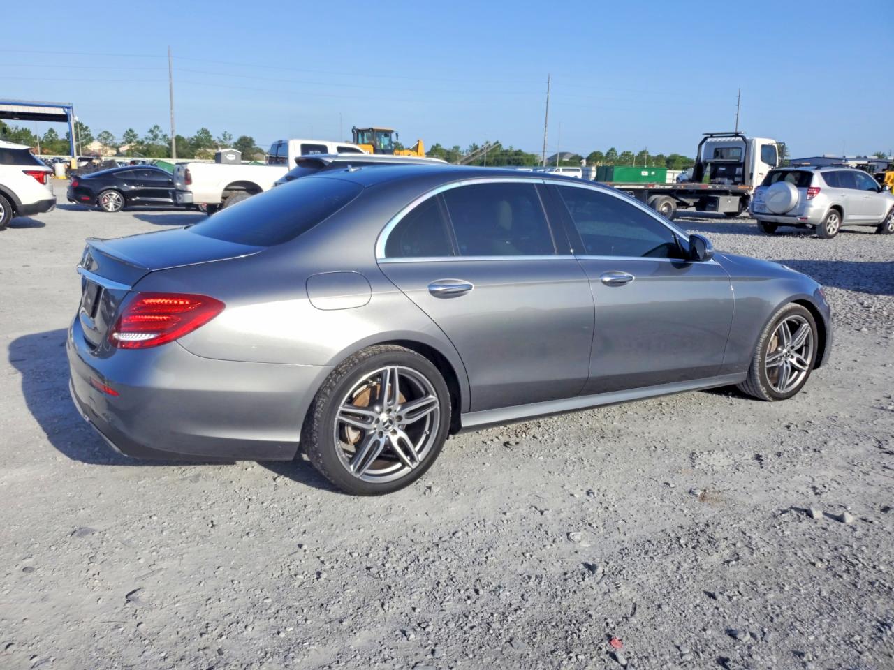 2019 MERCEDES-BENZ E E300