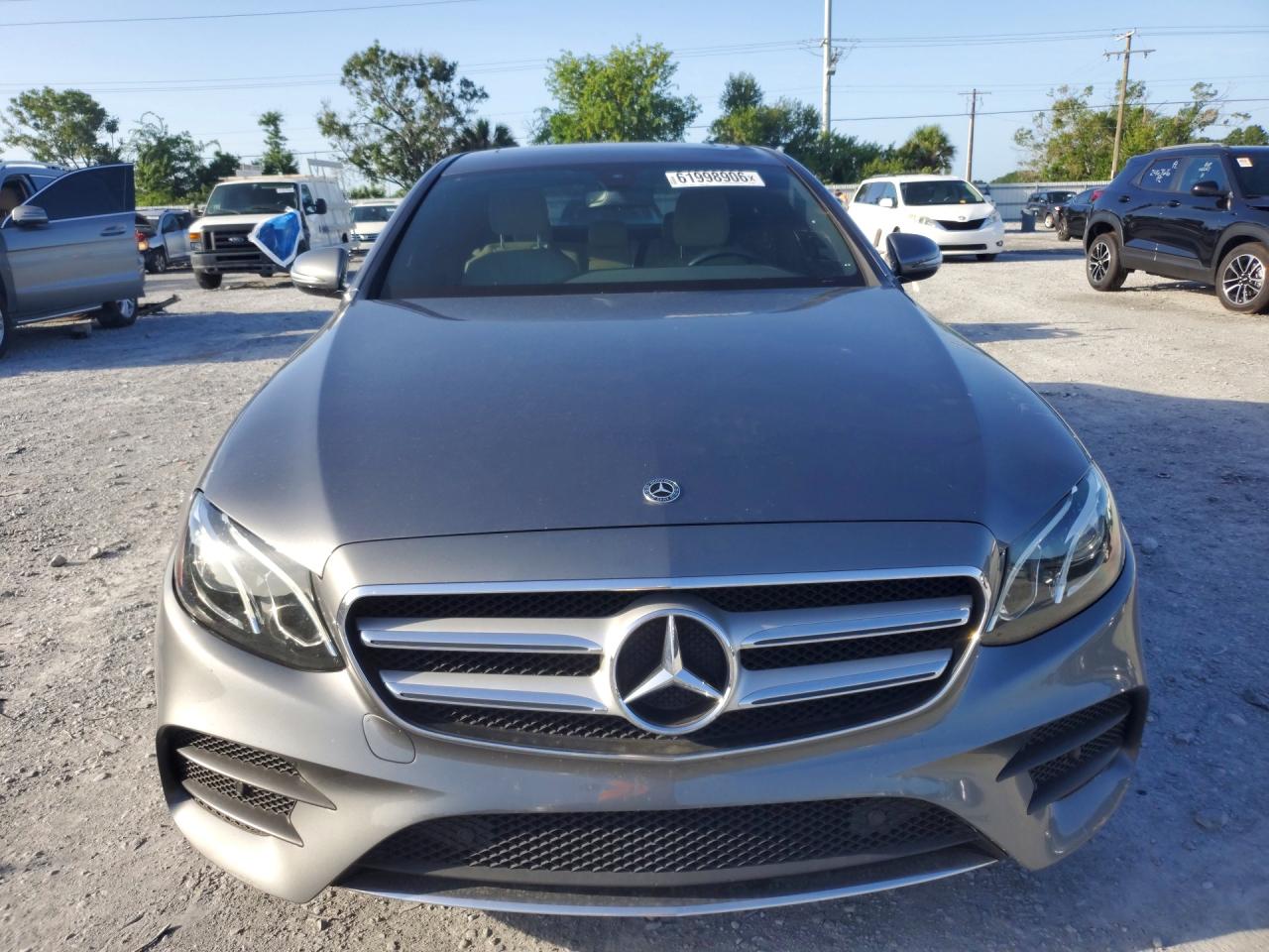 2019 MERCEDES-BENZ E E300