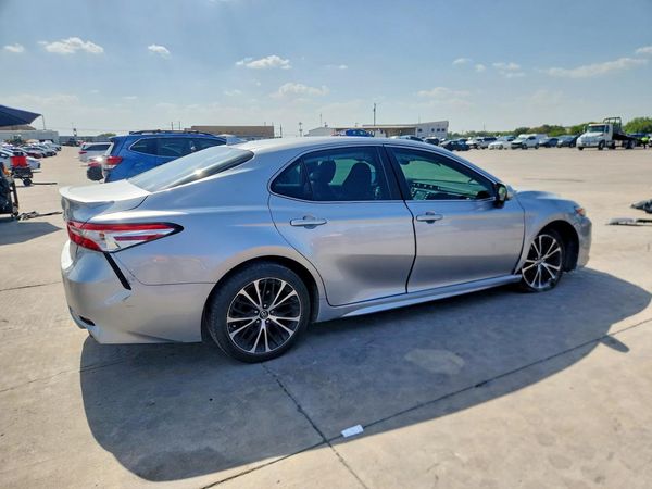 2020 TOYOTA CAMRY