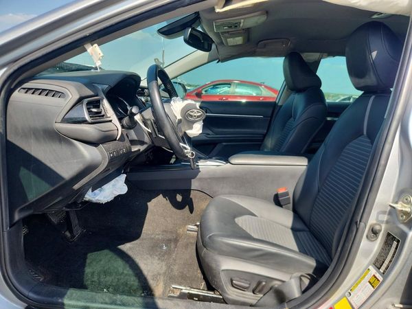 2020 TOYOTA CAMRY