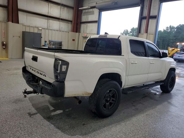 2017 TOYOTA TACOMA SR/SR5