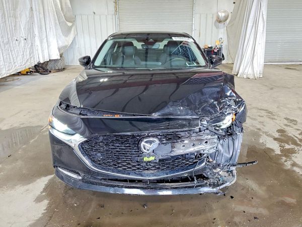 2023 MAZDA 3 Premium Plus Package