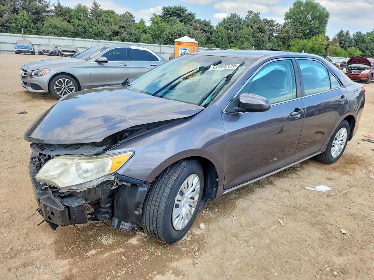 2014 TOYOTA CAMRY