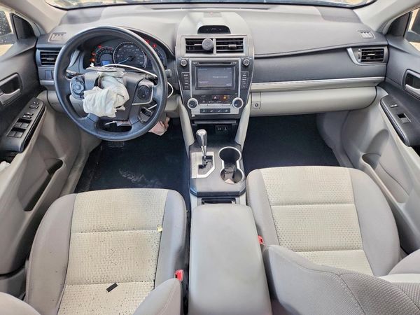 2014 TOYOTA CAMRY