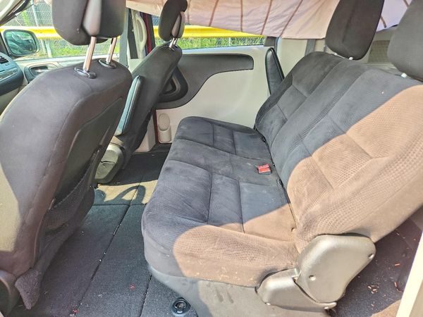 2014 DODGE GRAND CARAVAN SE