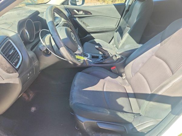 2014 MAZDA 3 Touring/GS