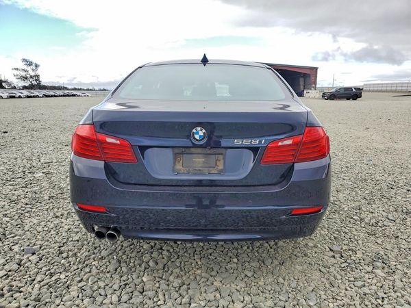 2015 BMW 528