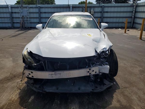 2015 LEXUS IS