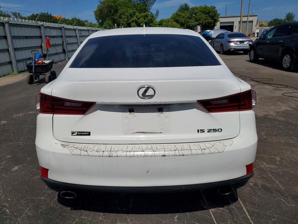 2015 LEXUS IS