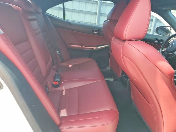 2015 LEXUS IS